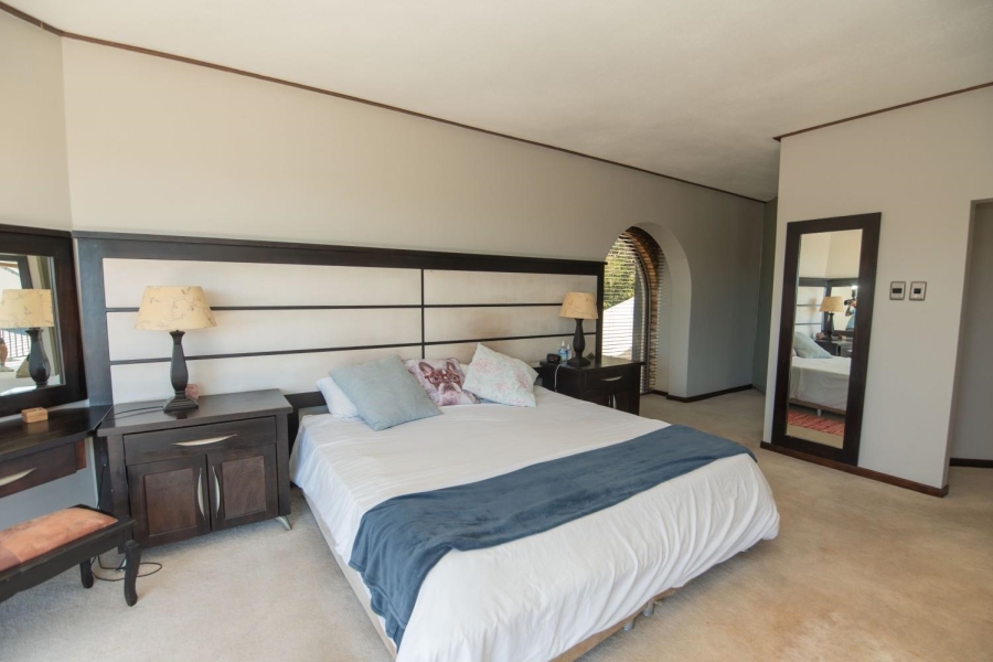 6 Bedroom Property for Sale in Walmer Heights Eastern Cape